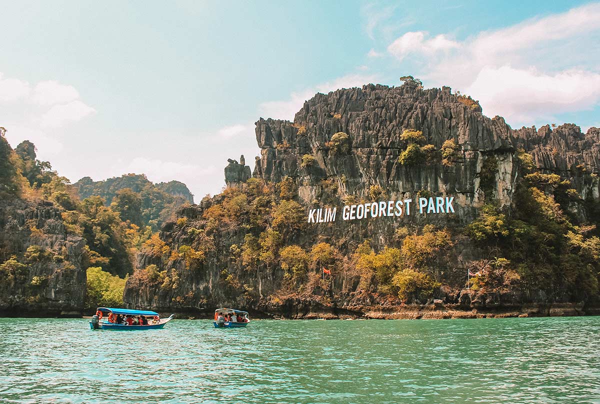 Jelajahi Keajaiban Mangrove Langkawi: Tur Edukatif dan Menakjubkan